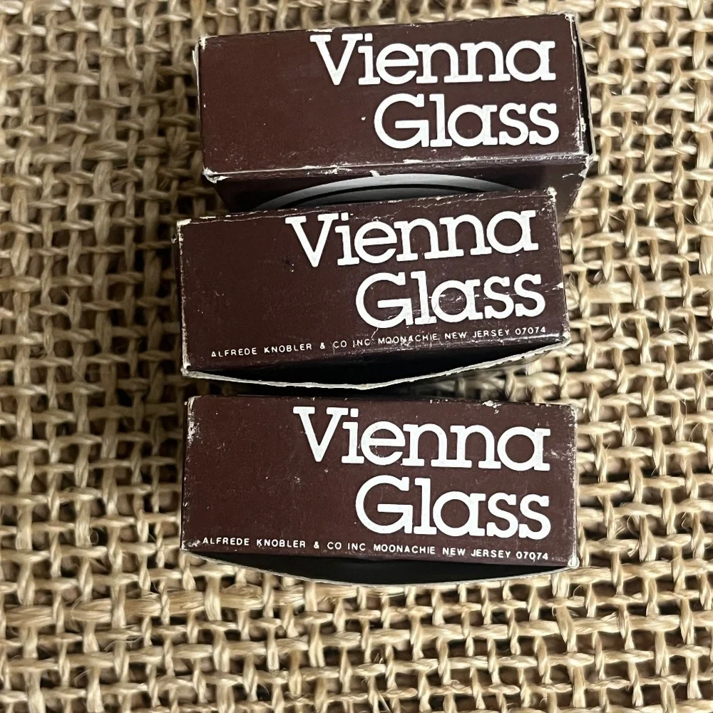 Vintage Vienna Glass Cookie Stamp Set – Set of 3 with Original Boxes - Picture 11 of 11